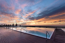 Swimming pool in the Cadiz hotel