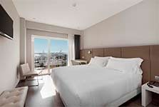 Bedroom at the El Grao de Castellón hotel