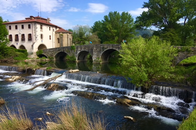 bridge over the camino de santiago